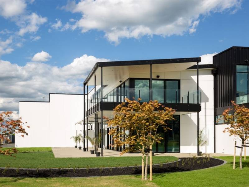 Clearview Semi-Frameless